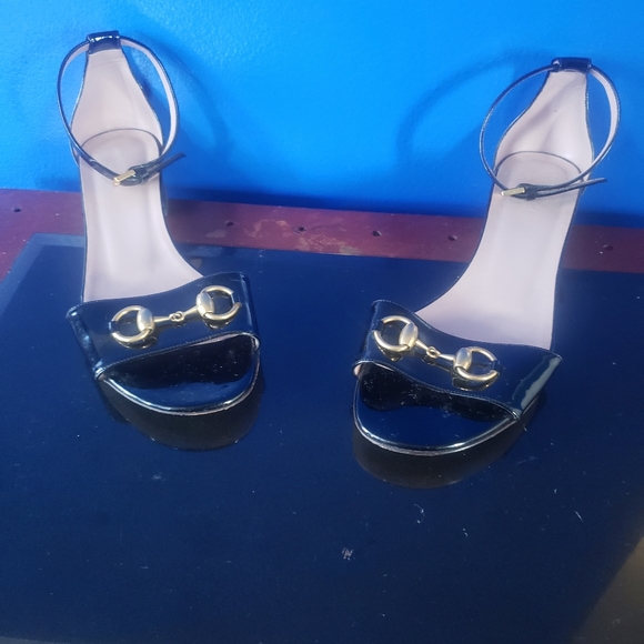 Gucci patent leather sandals - Picture 2 of 5